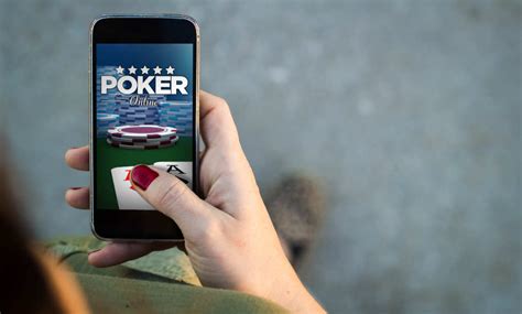 Play poker online with friends @Club Games.